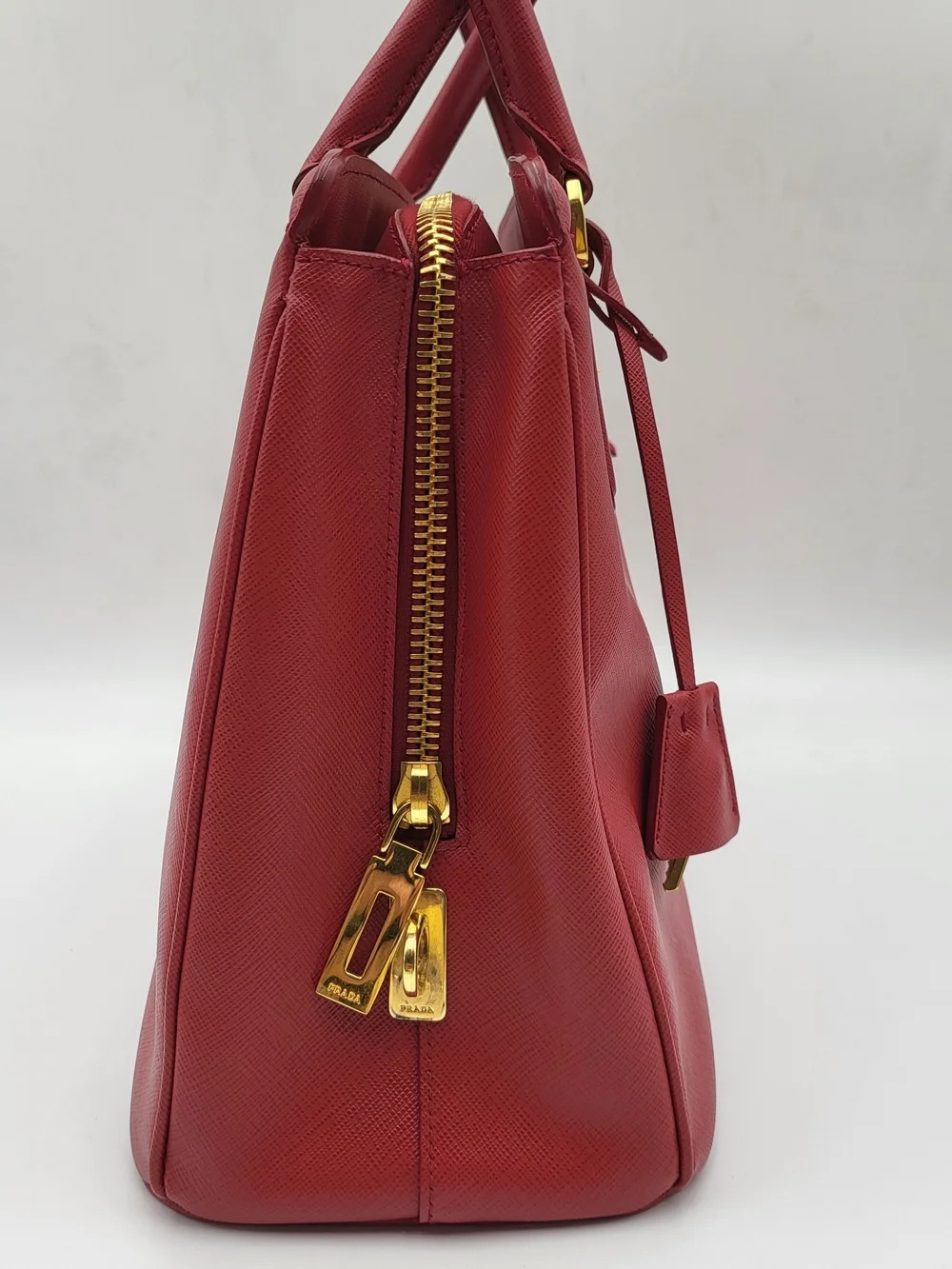 Prada Red Saffiano Parabole Handbag RossoPelle. Authentic w/COA..